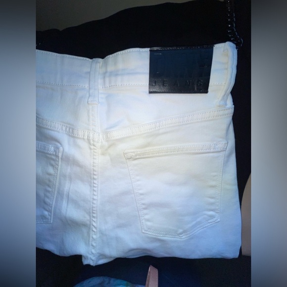 DKNY WHITE BOERUM HIGH RISE FLATE JEANS - Picture 5 of 9